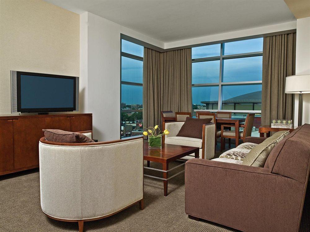 The Westin Beale Street Hotel 4*