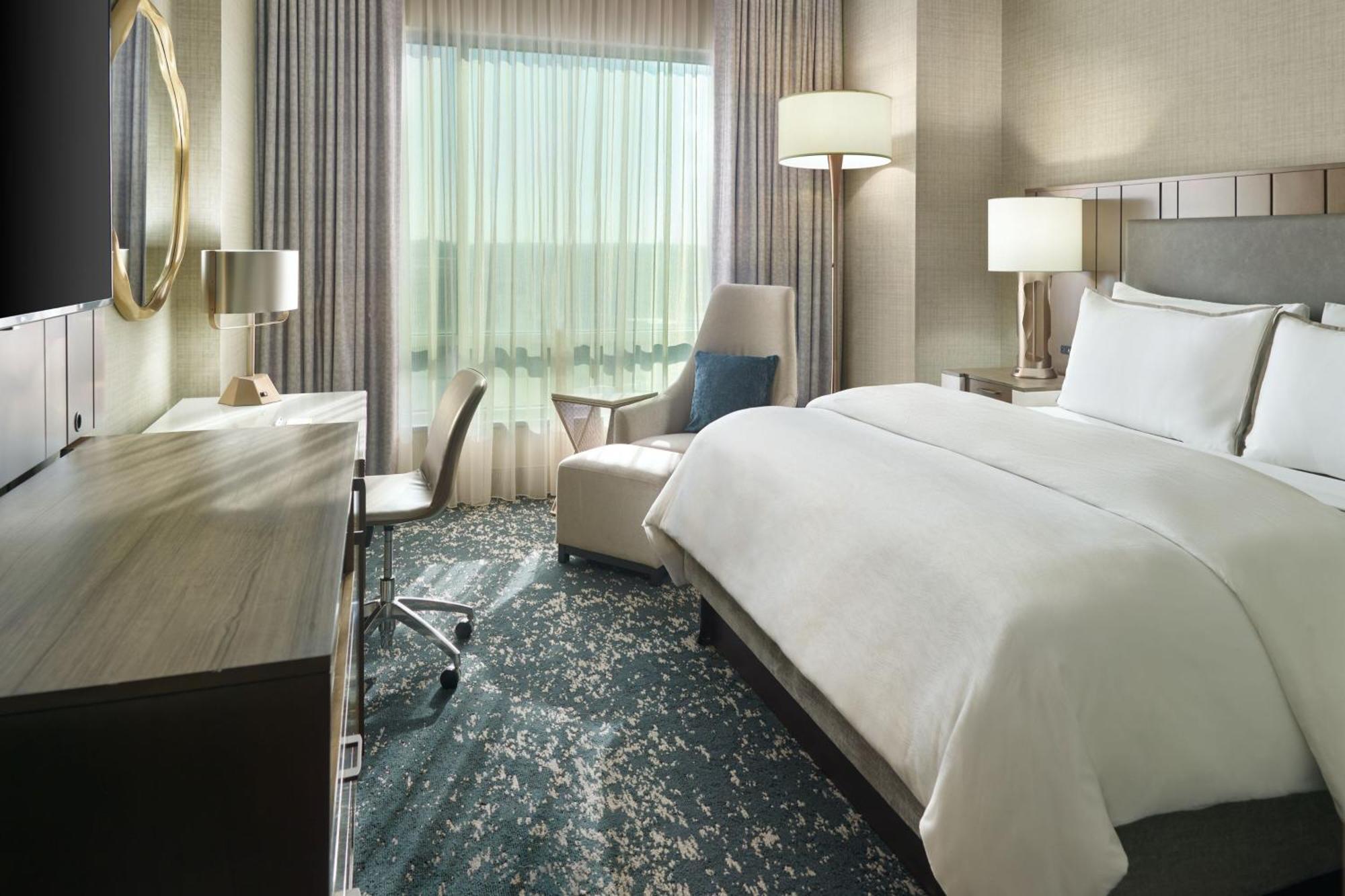 The Westin Beale Street Hotel 4*